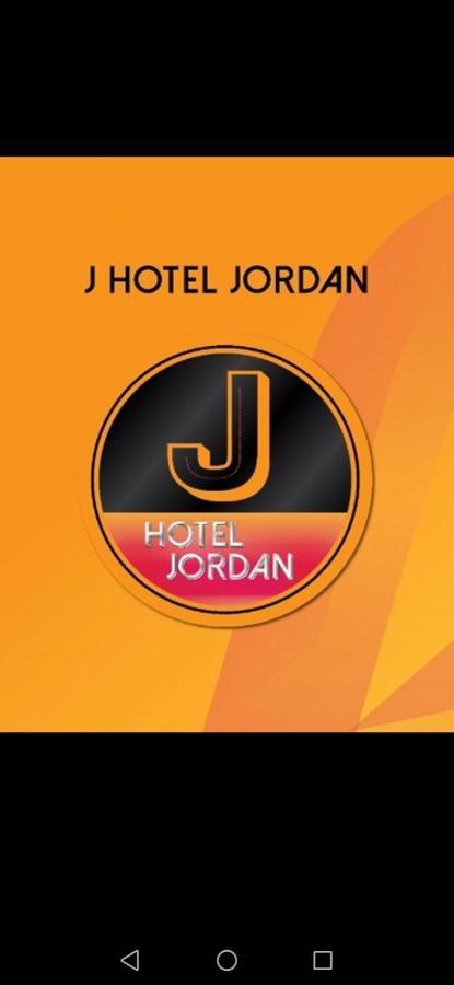 J Hotel Гонконг Екстер'єр фото